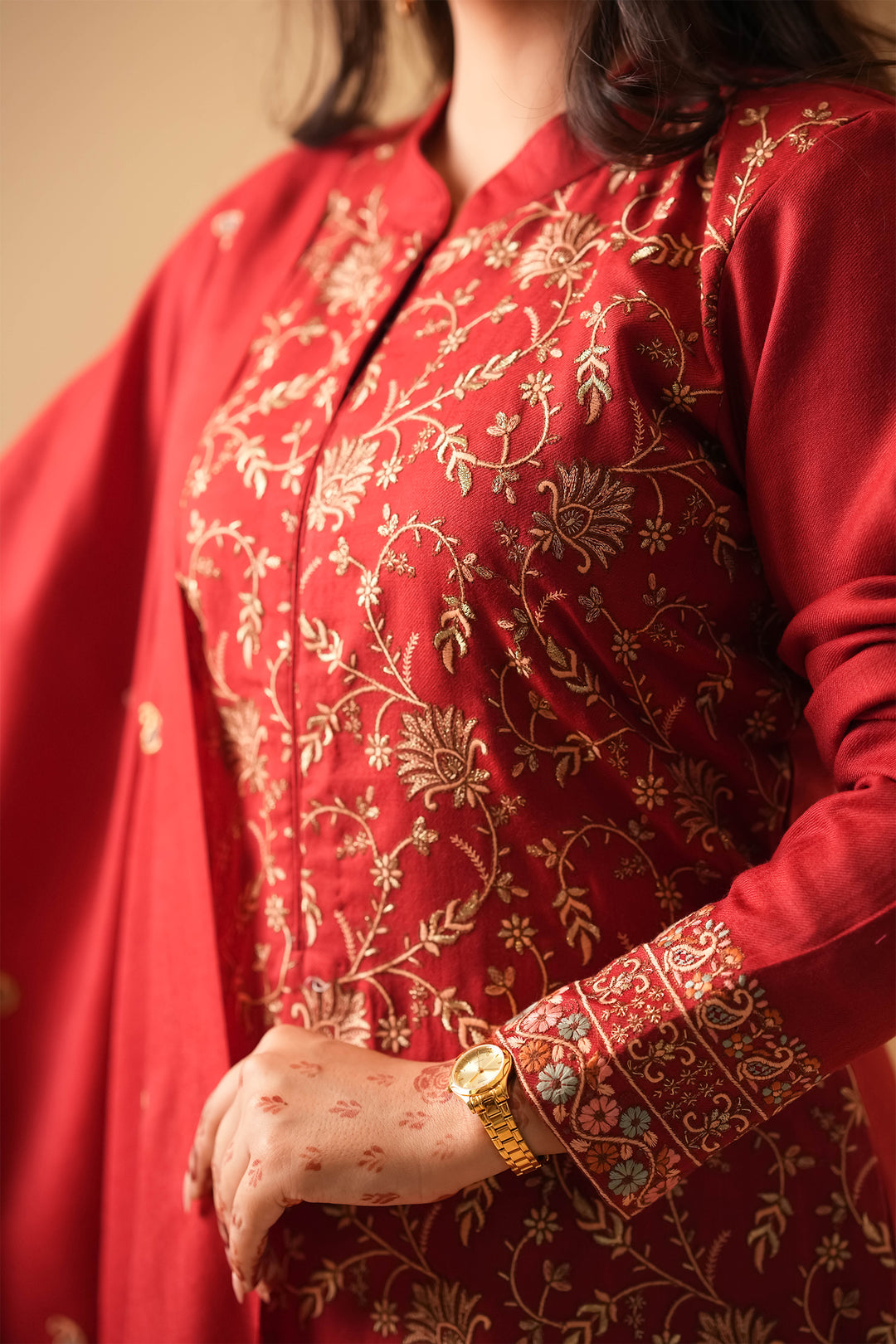 Aishwarya Zari Jaal Embroidered Unstitched Suit