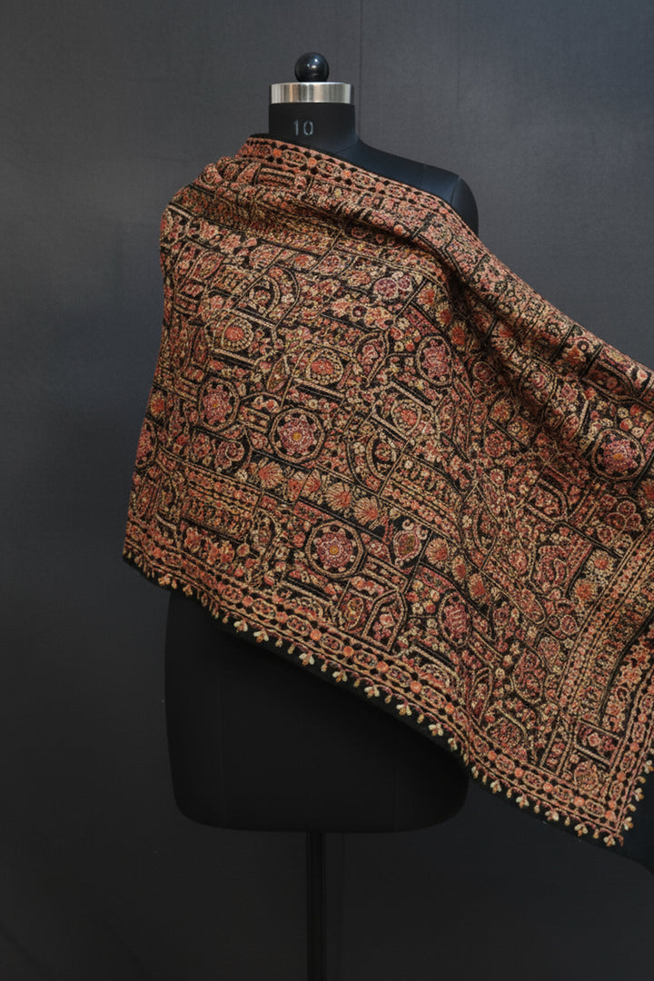 Multihead Indicate Jama Style Embroidered Shawl For Women