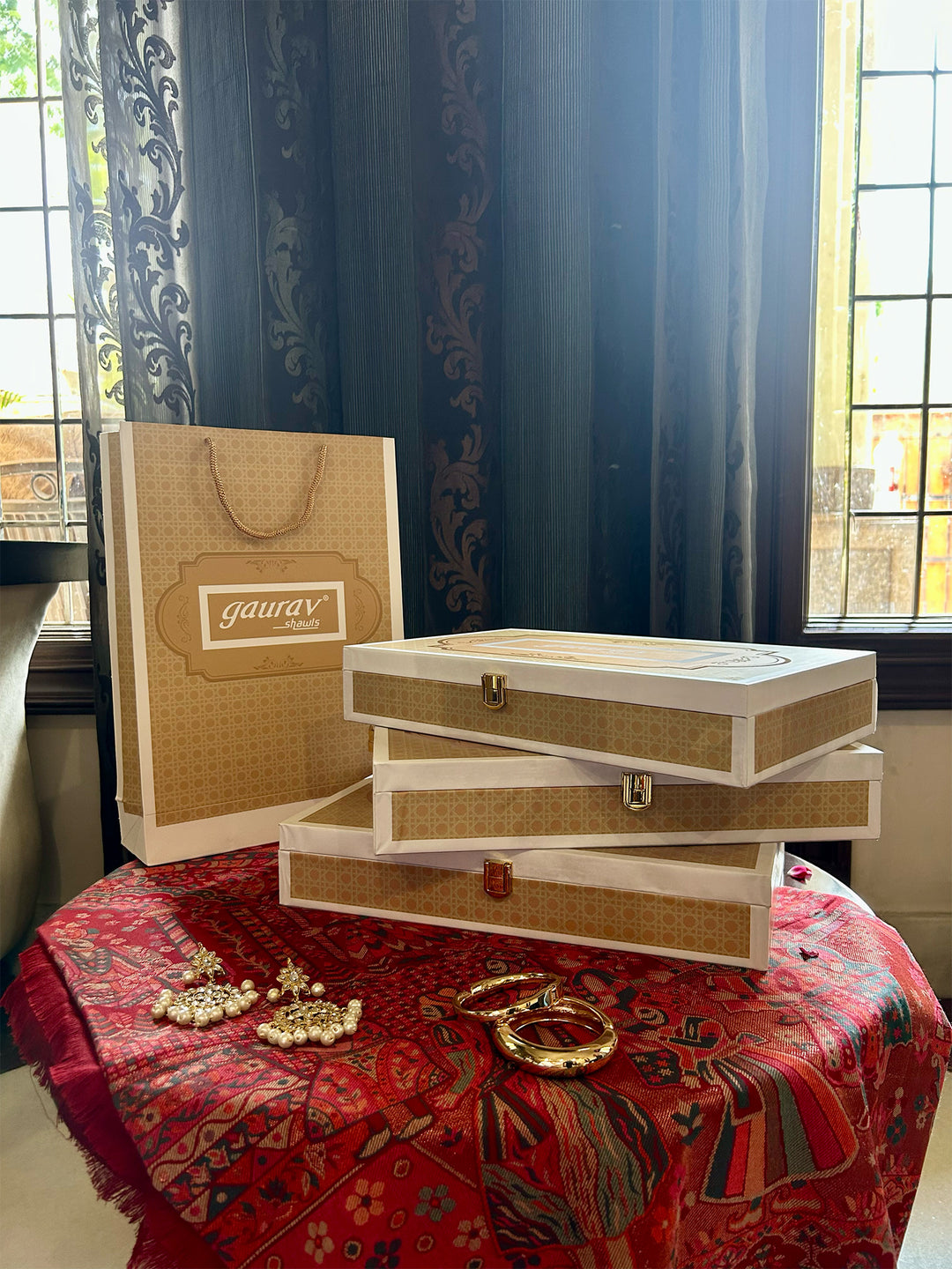 Traditional Kani His & Her Shawl Set