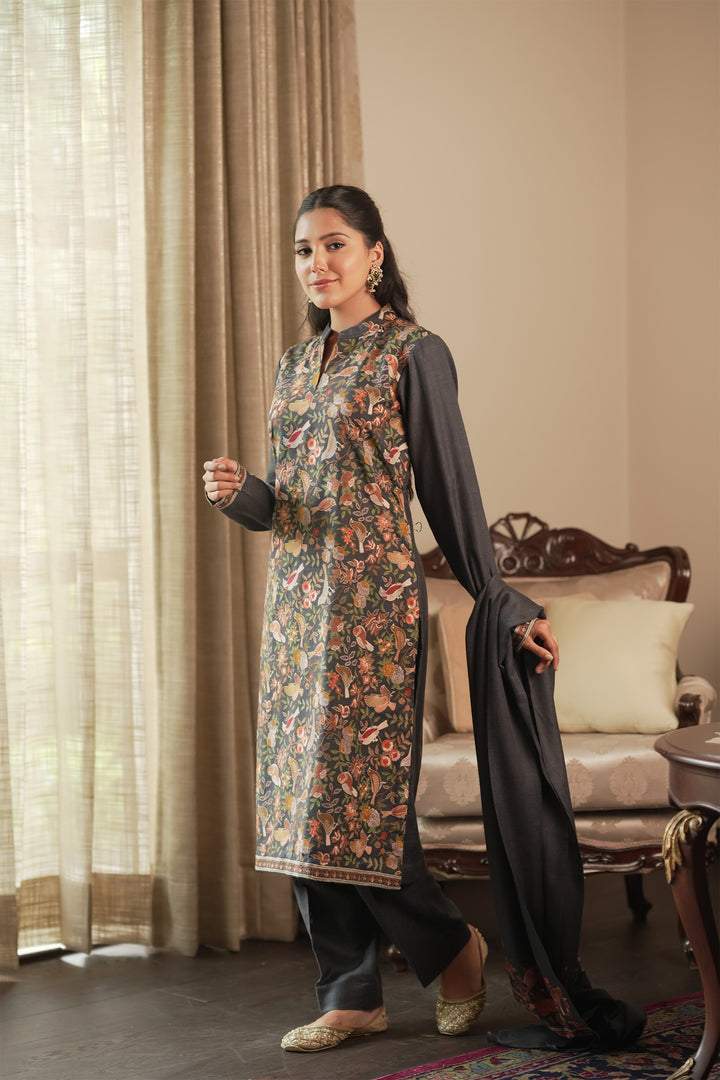 Bulbul Jaal Embroidered Unstitched Suit With Border Dupatta