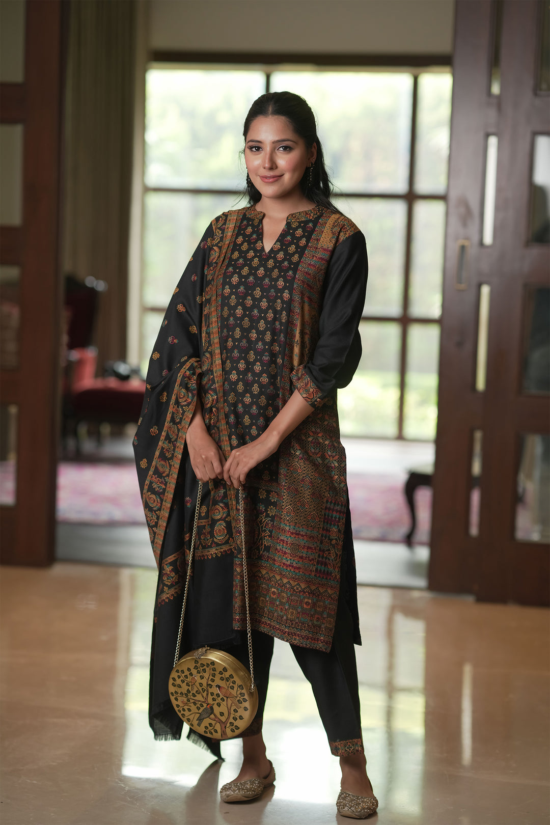 Buti Jaal Unstitched Suit