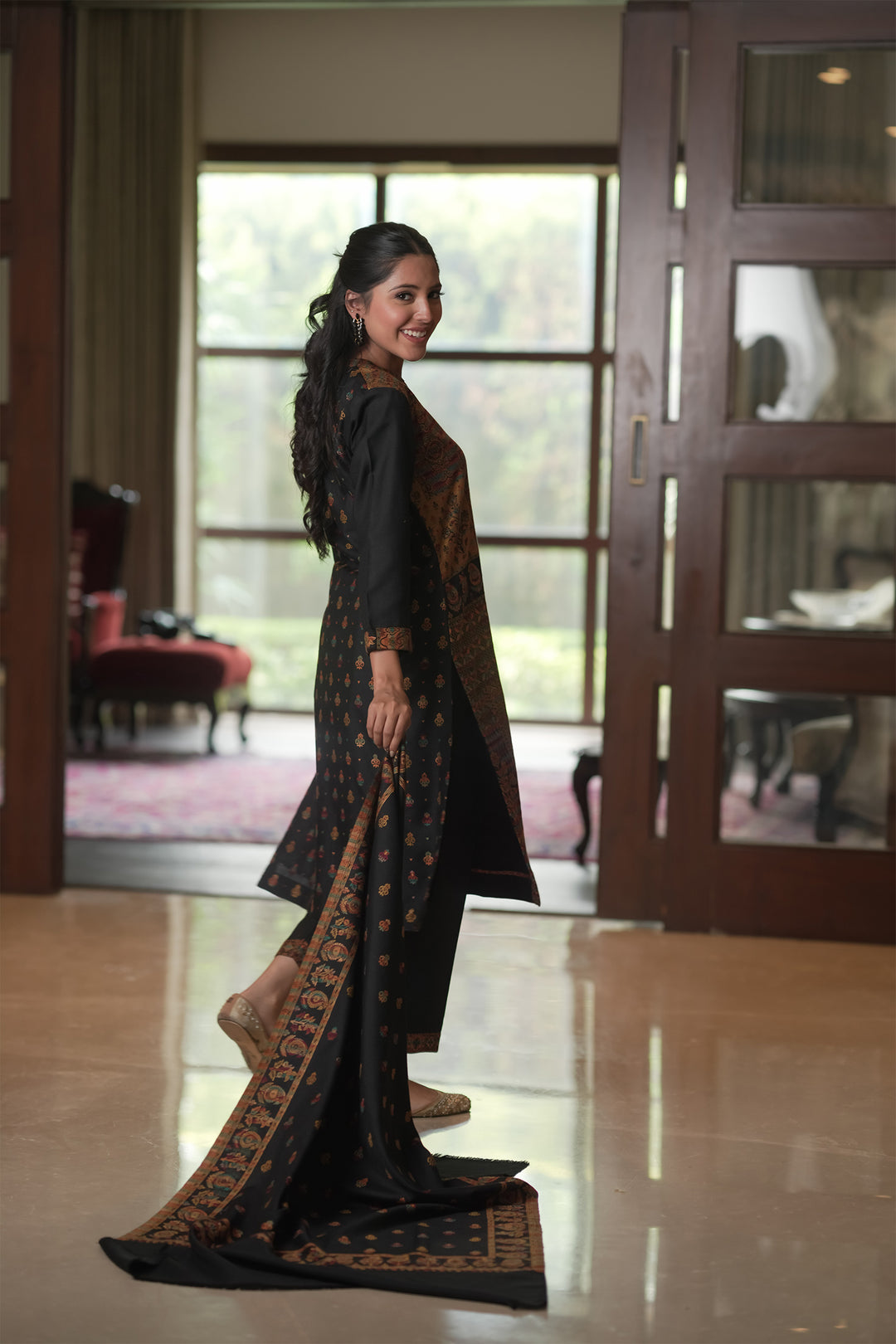 Buti Jaal Unstitched Suit