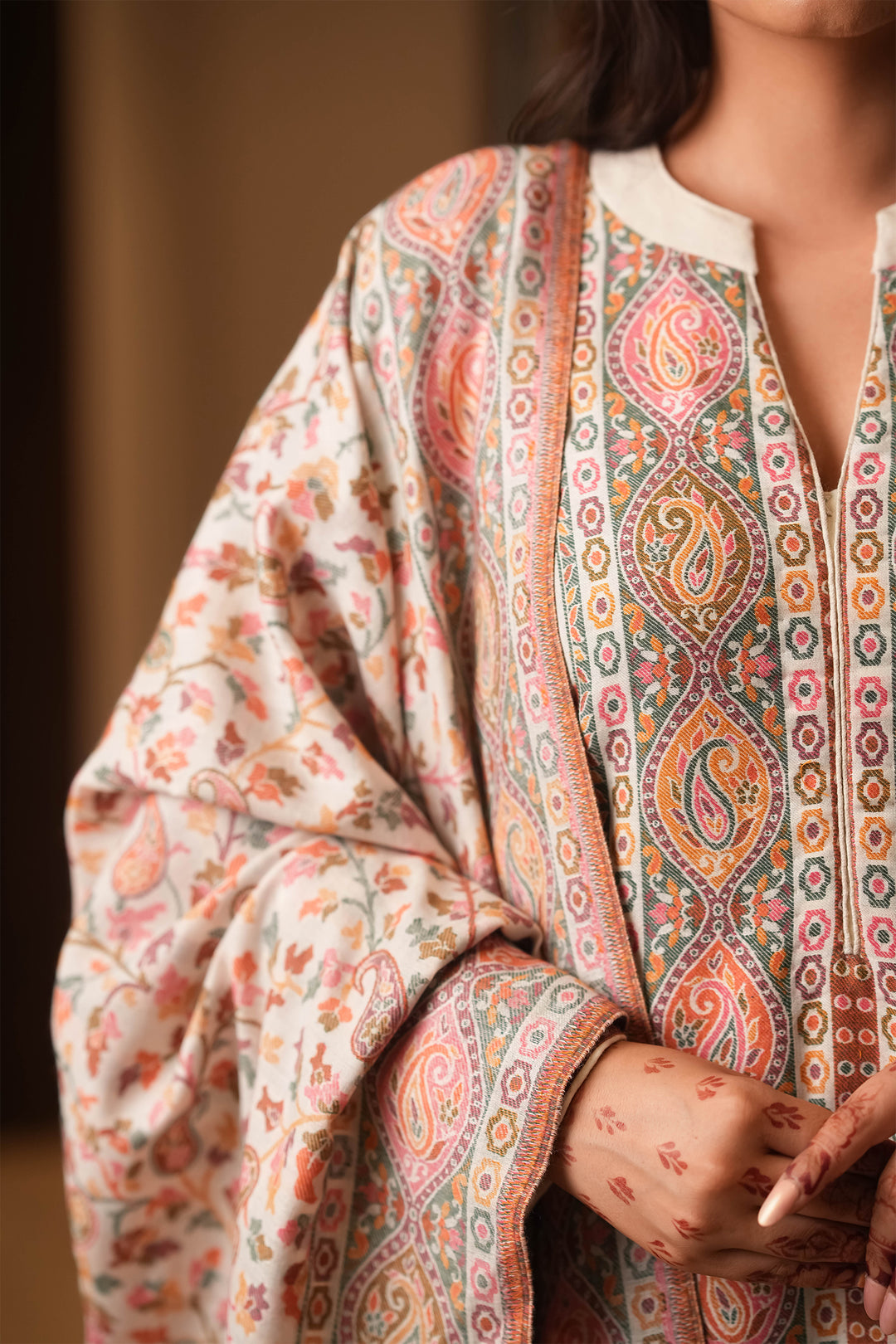 Kani Jaal Unstitched Suit