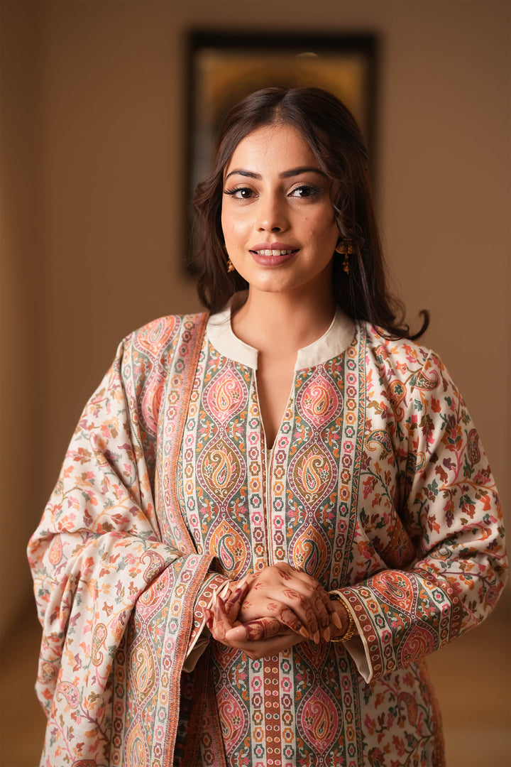 Kani Jaal Unstitched Suit