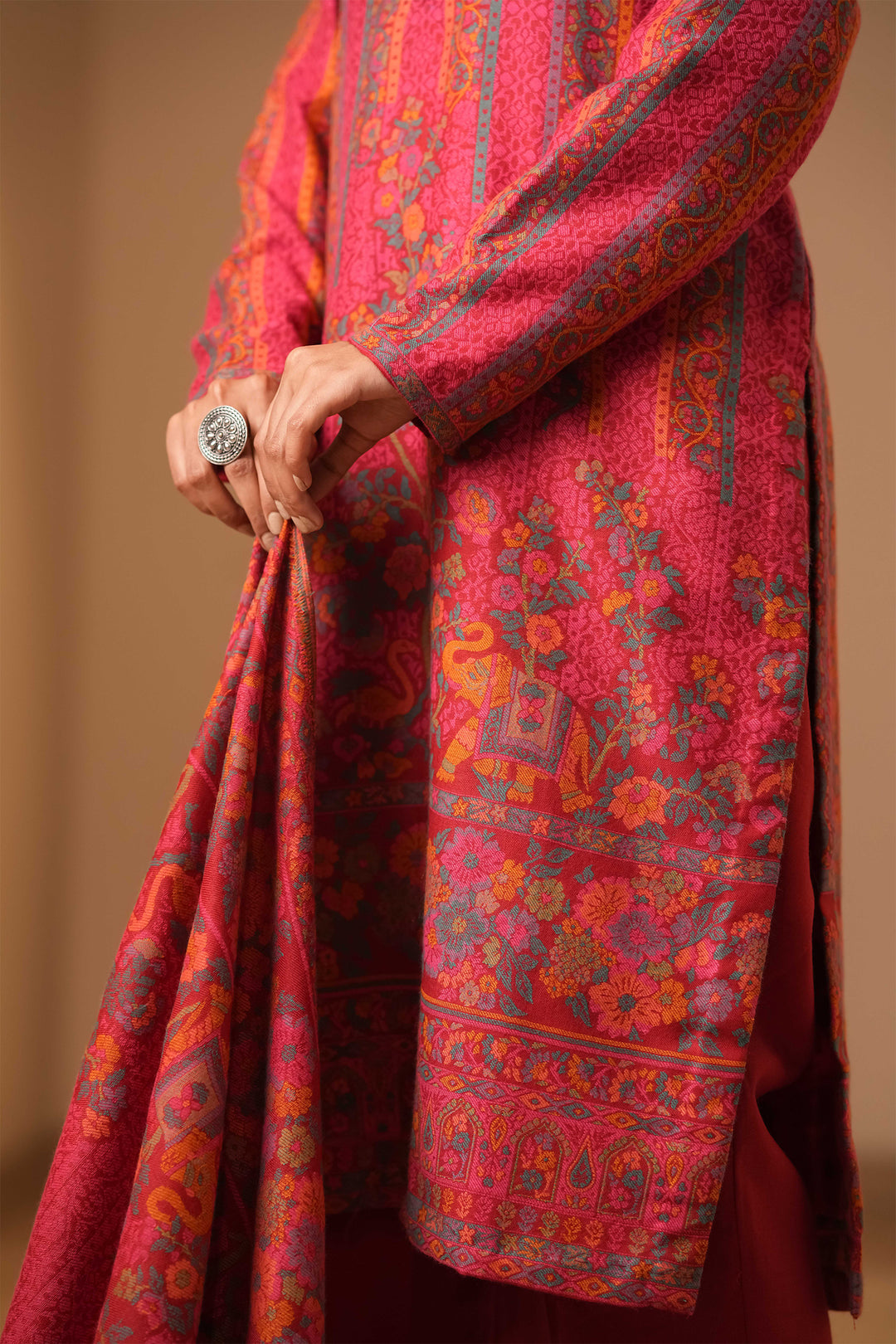 Kani Jaal Self Weave Unstitched Suit