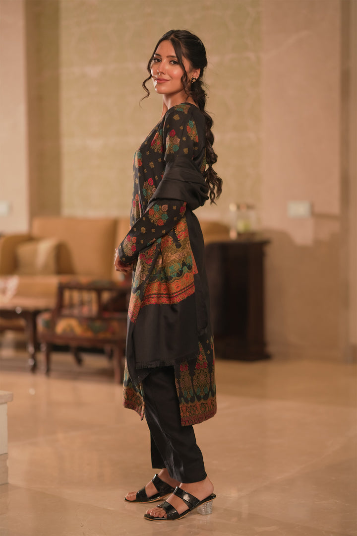 Buti Weave - Unstitched Suit With Border Dupatta