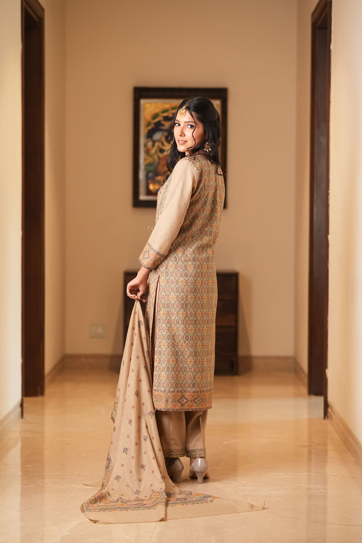 Kani Jaal Unstitched Suit With Buti Dupatta