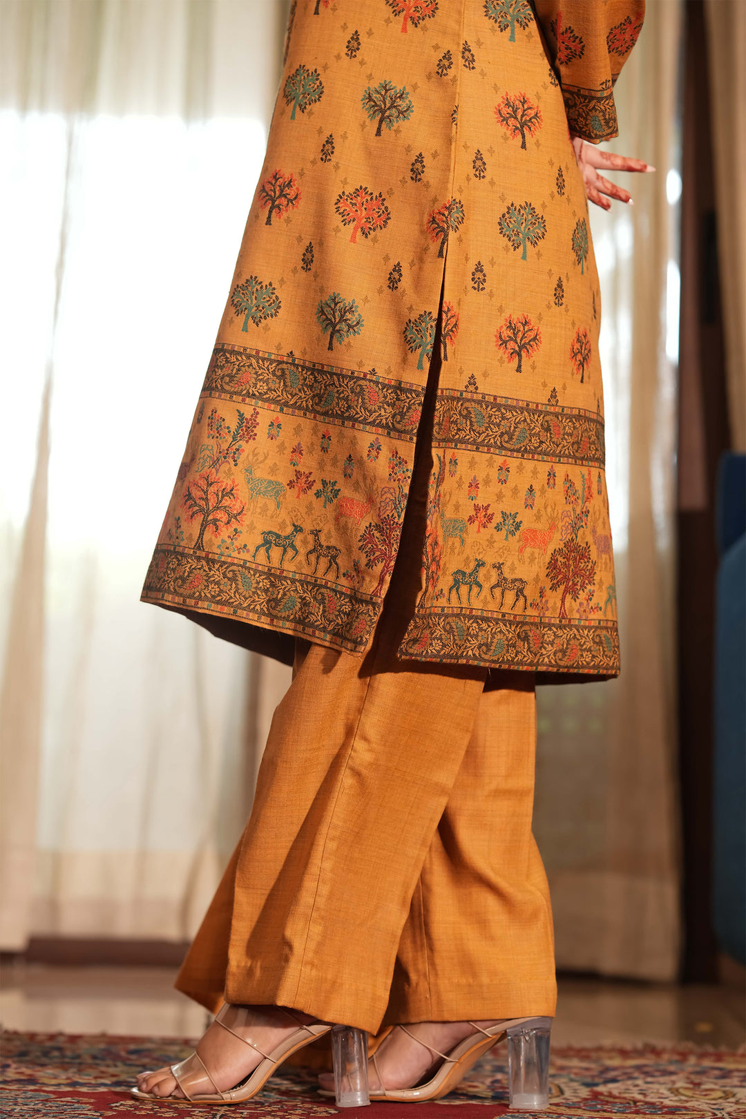 Buti Unstitched Suit With Figurative Pallu Dupatta