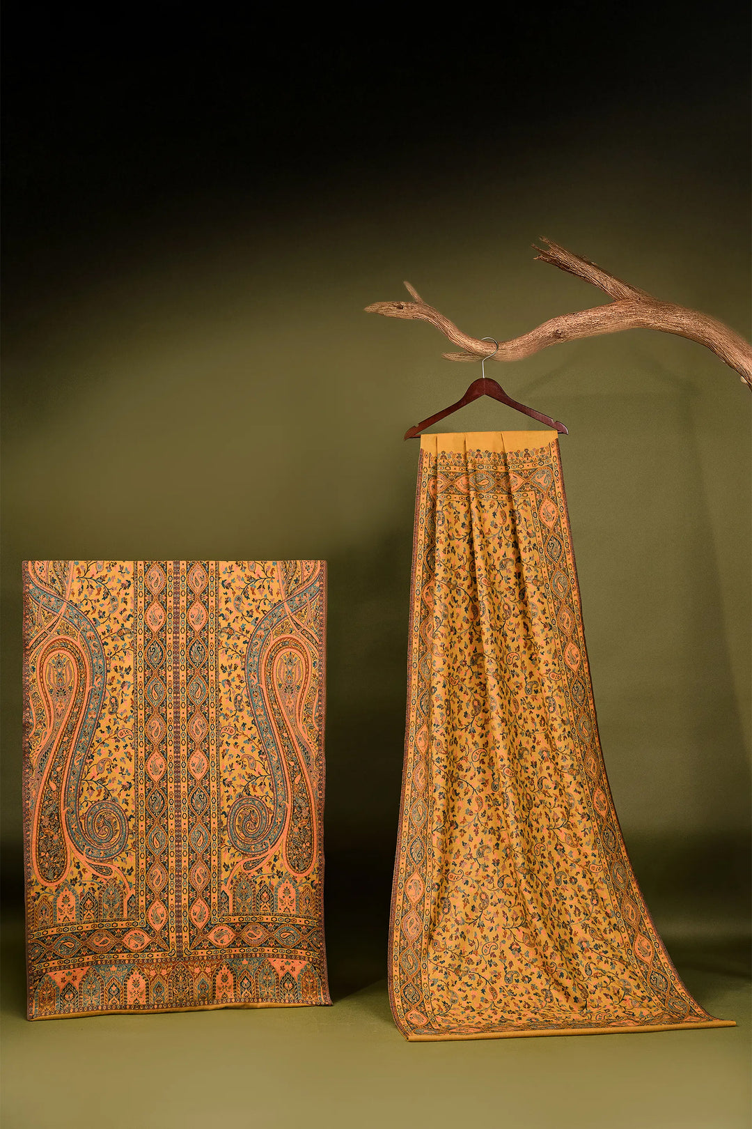 Kani Jaal Unstitched Suit