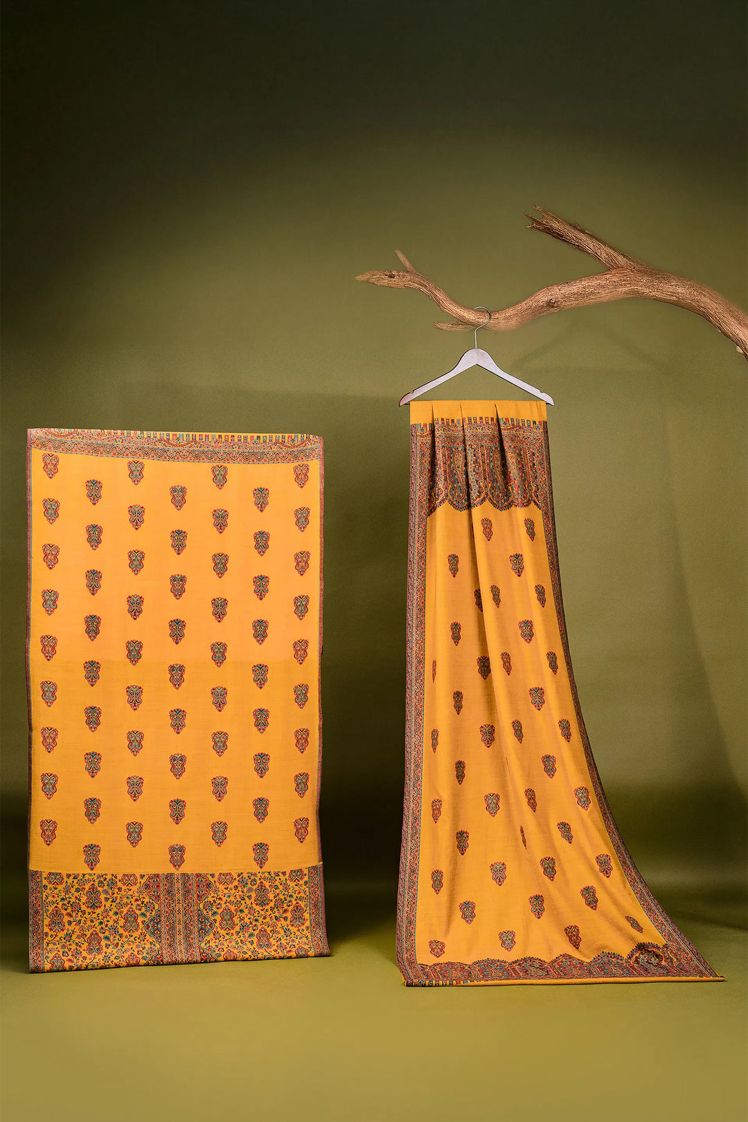 Kani Buti Unstitched Suit