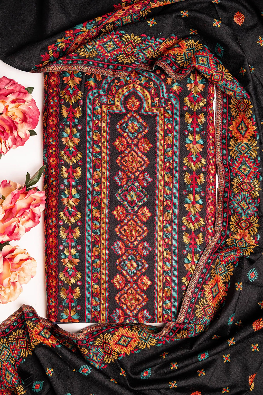 Kani Jaal Unstitched Suit With Buti Dupatta