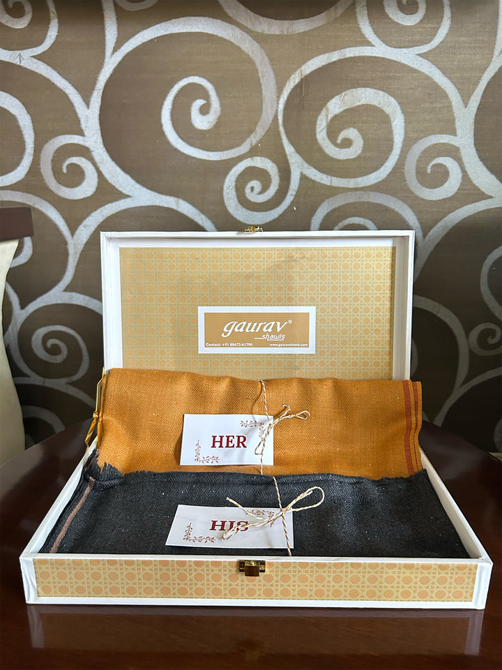 Khadi His & Her Stole Set