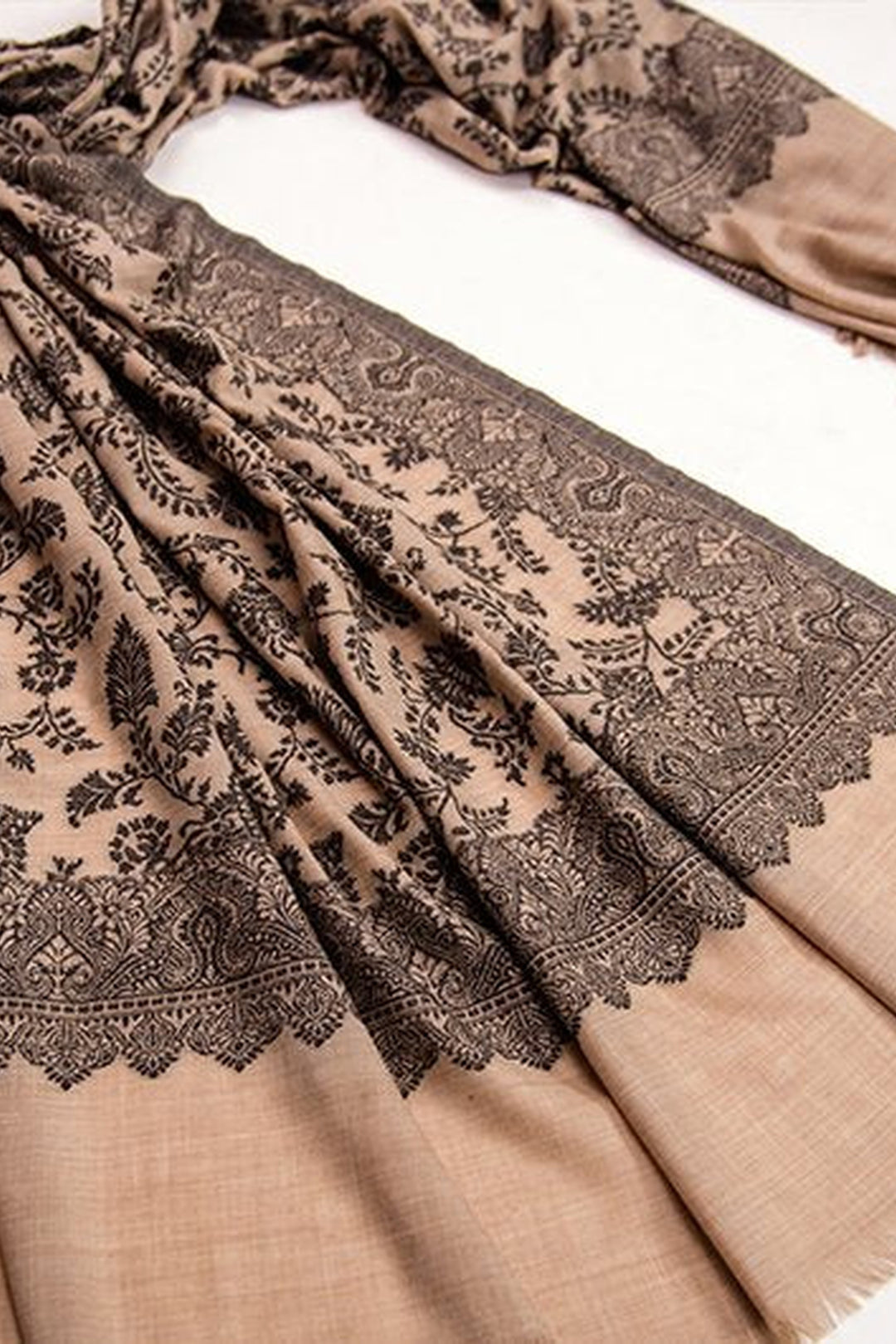 Kani Women's Shawl With Jaal Design