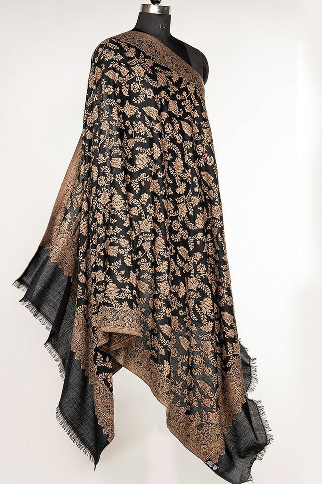 Kani Women's Shawl With Jaal Design