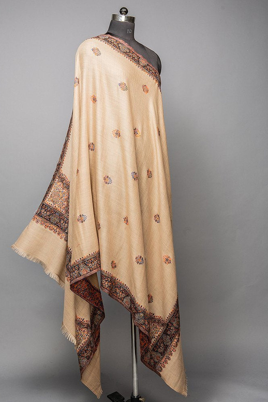 Kani Women's Shawl With Border Booti Design