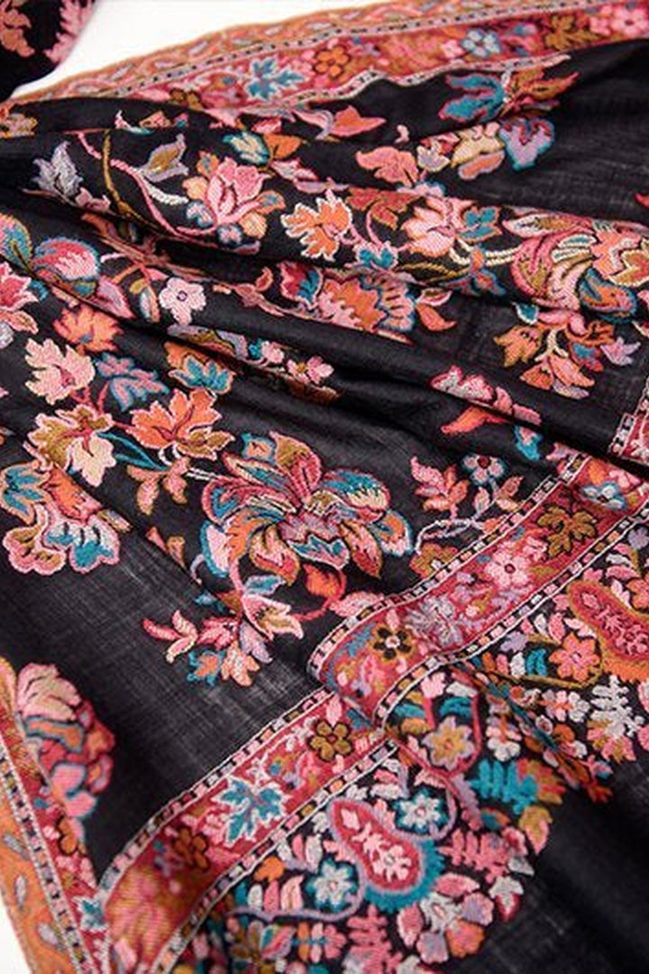 Kani Women's Shawl With Jaal Design