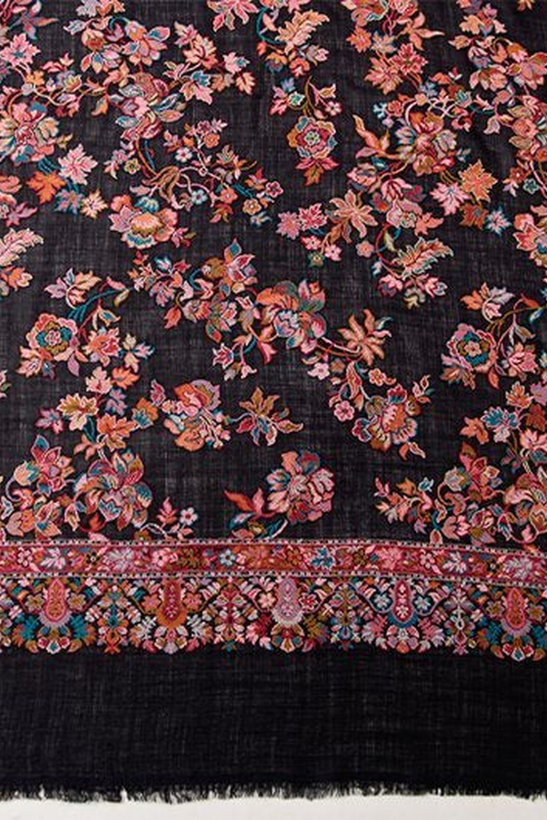 Kani Women's Shawl With Jaal Design