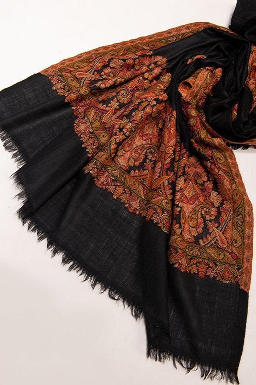 Kani Women's Shawl With Booti Design
