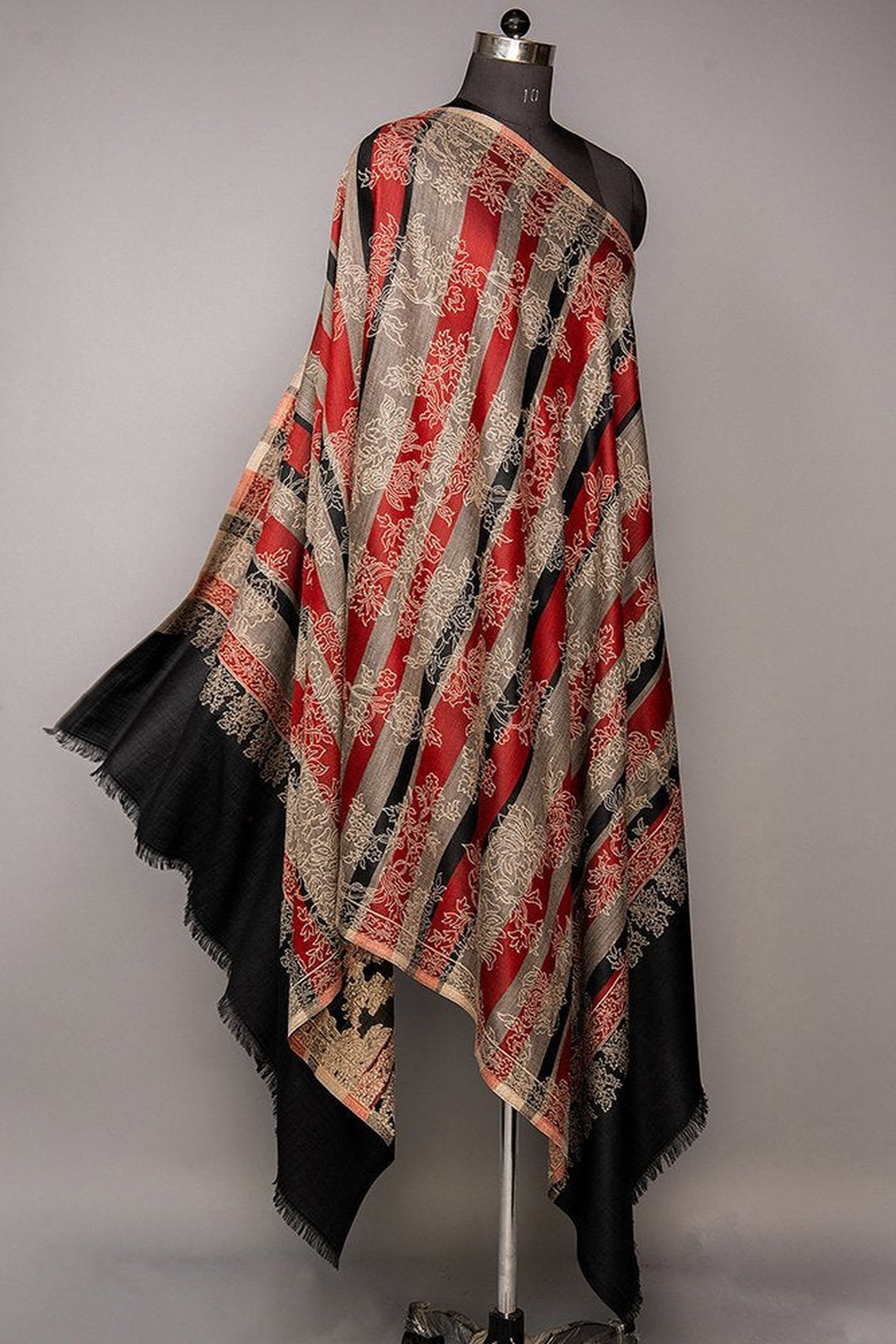 Kani Women's Shawl With Floral Jaal Pattern