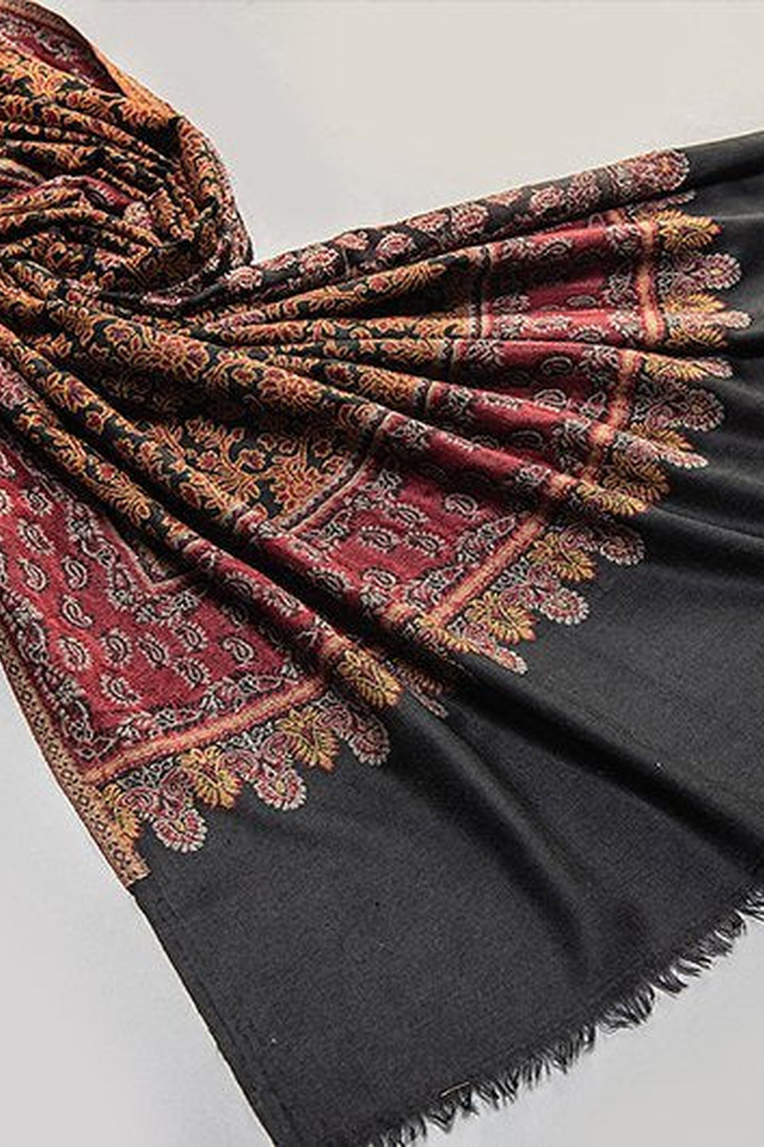 Kani Women's Shawl In Elegant Melange Style