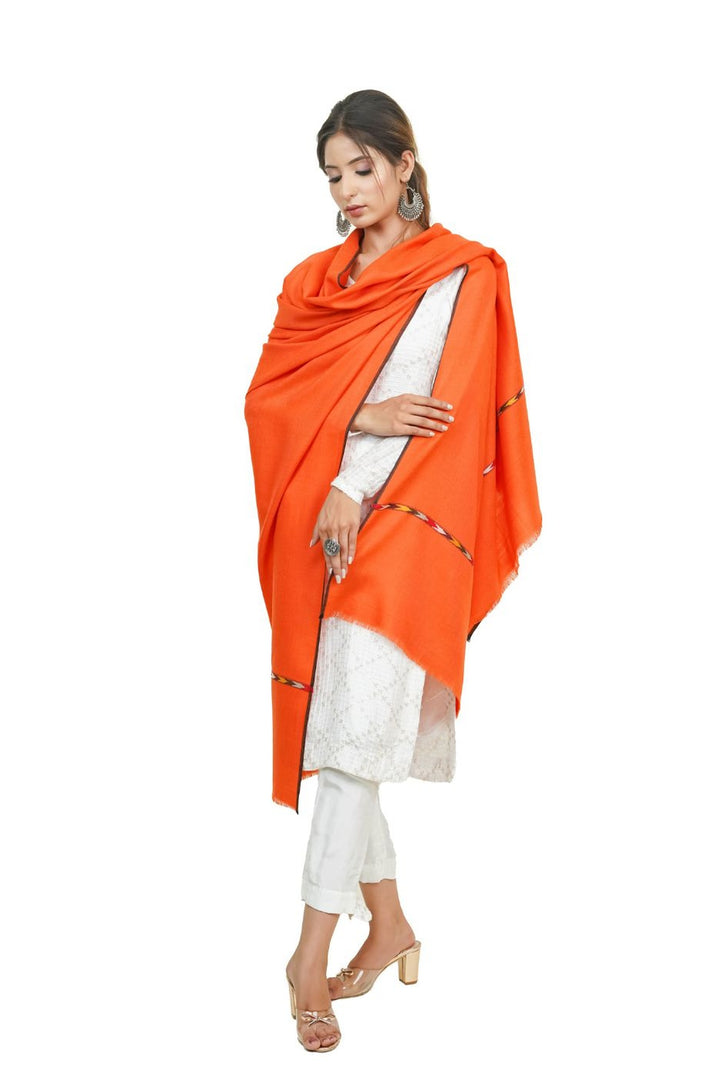 Women's Shawl Woven On Handloom With Intricate Kullu Border