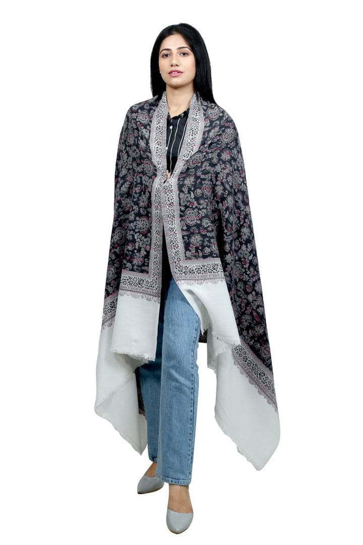Contrast Palla Women's Shawl With Jaal
