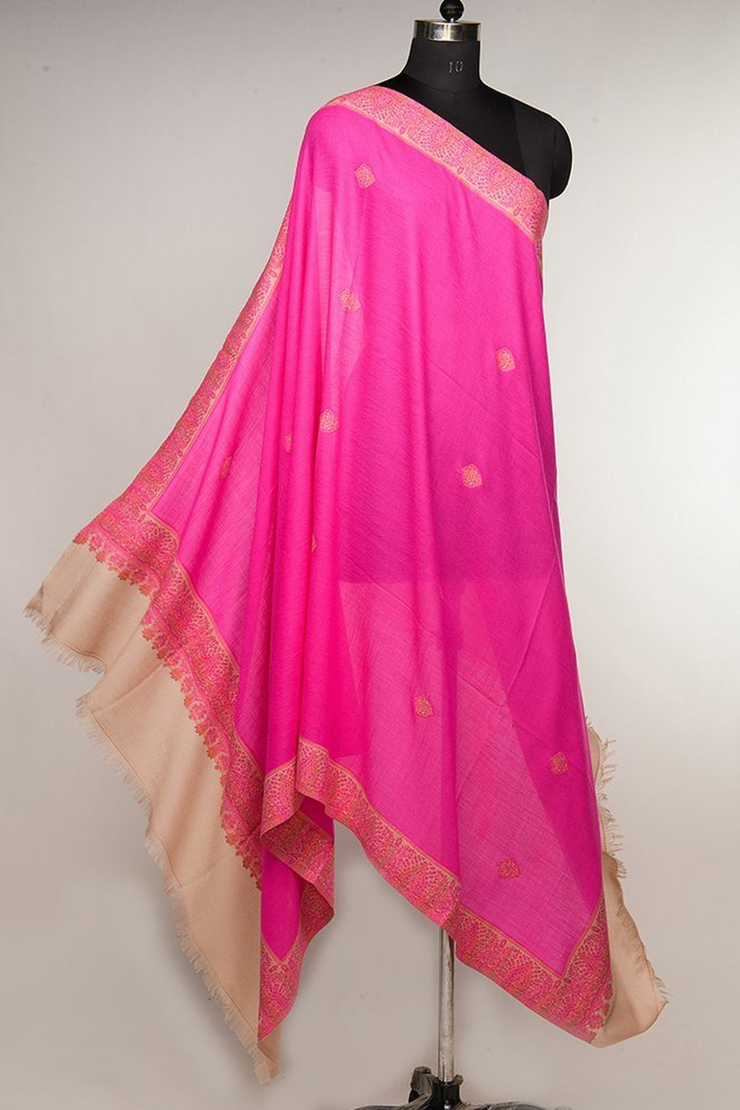 Contrast Palla Women's Shawl With Border And Booti