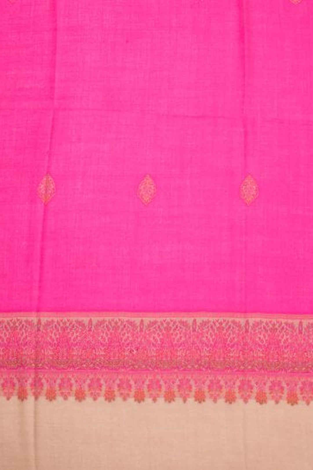 Contrast Palla Women's Shawl With Border And Booti