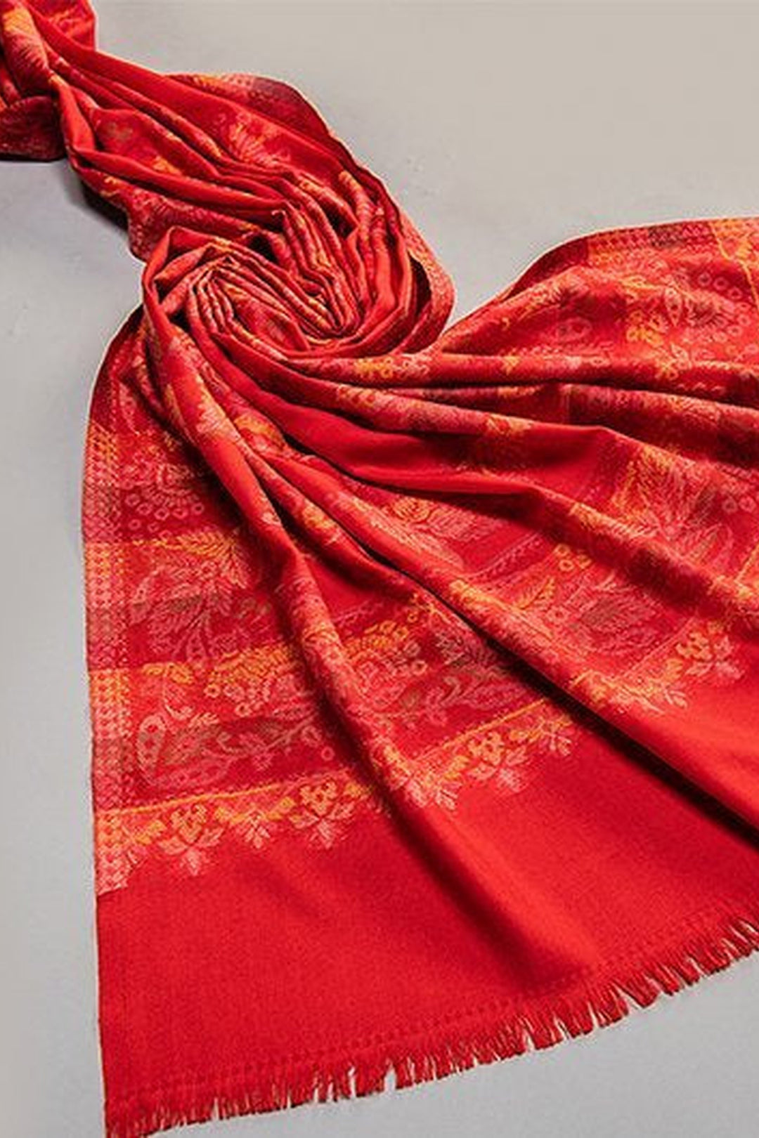 Red Woven Jacquard Shawl In Merino Wool