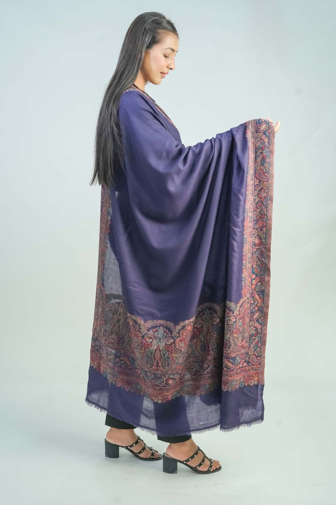 Woven Border Design Women's Shawl - Daur Palla