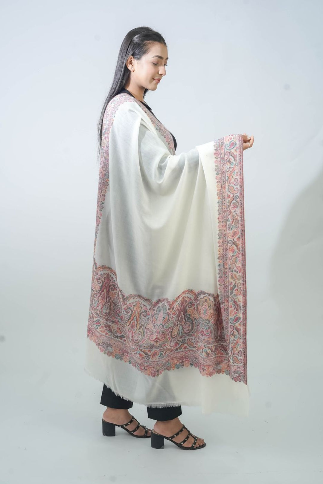Woven Border Design Women's Shawl - Daur Palla