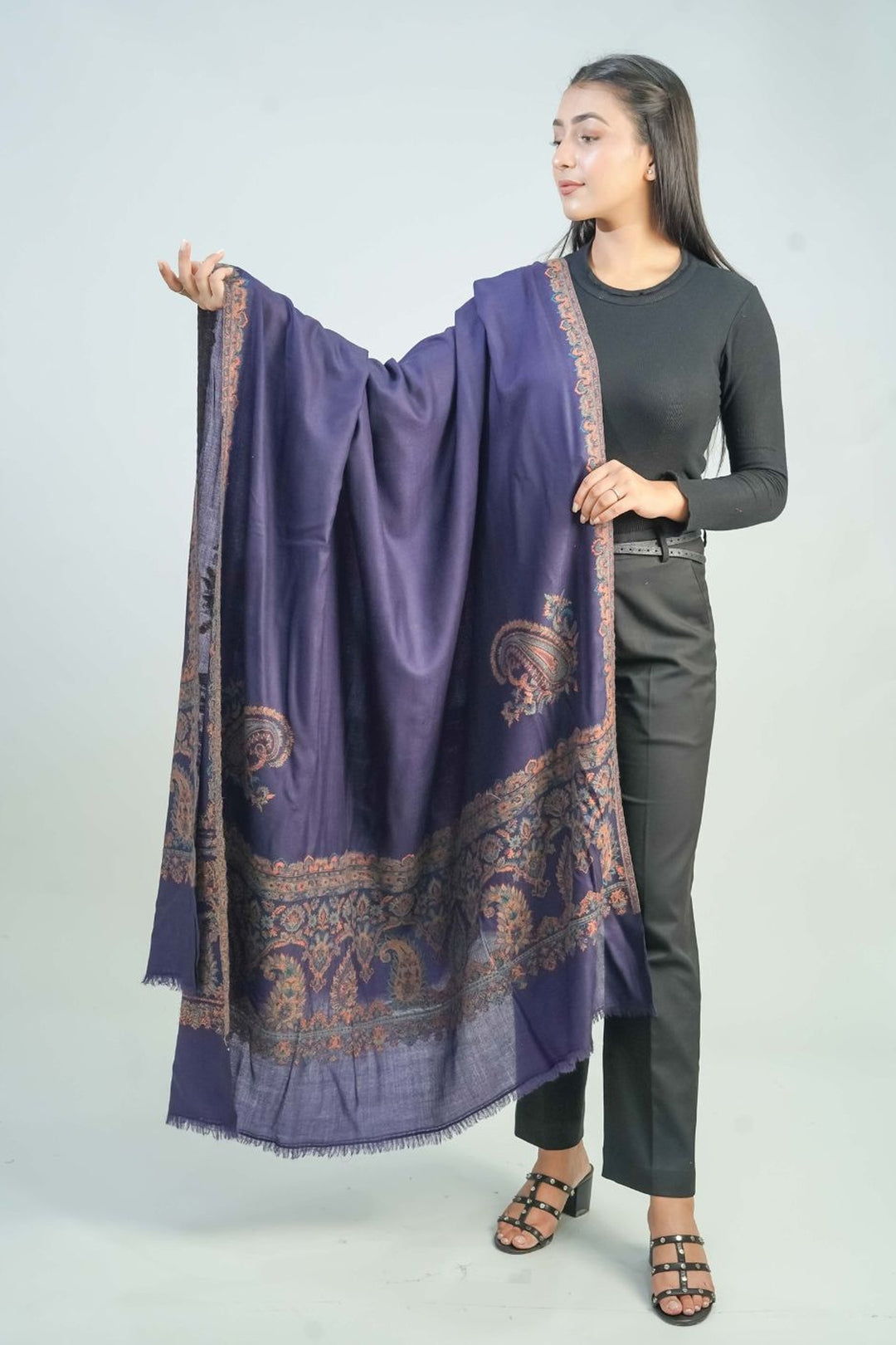 Woven Border Design Women's Shawl - Palla Kunj