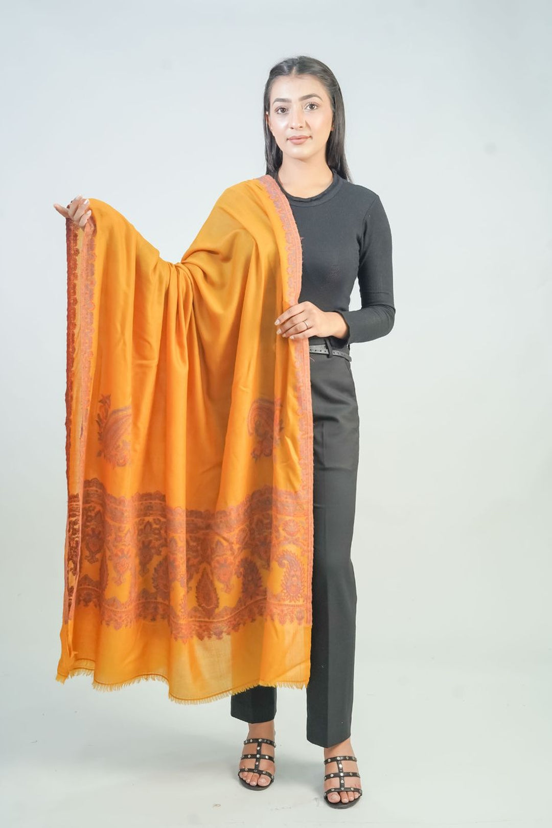 Woven Border Design Women's Shawl - Palla Kunj