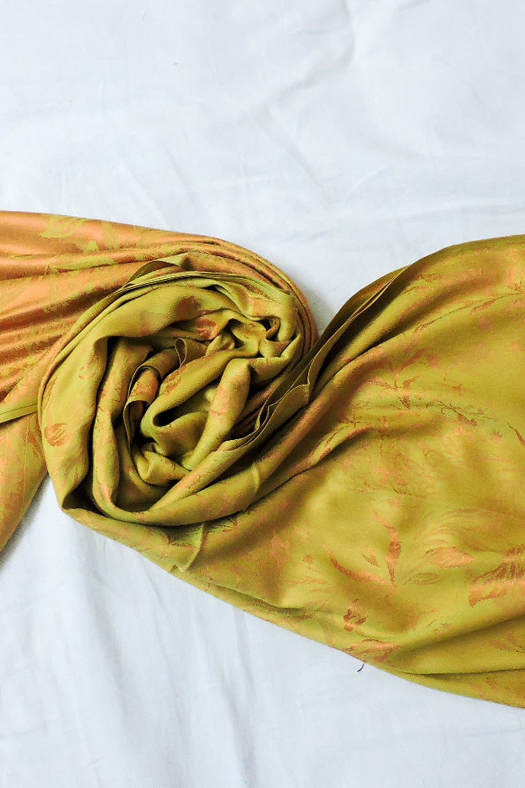 Wool Silk Reversible Stole - Floral