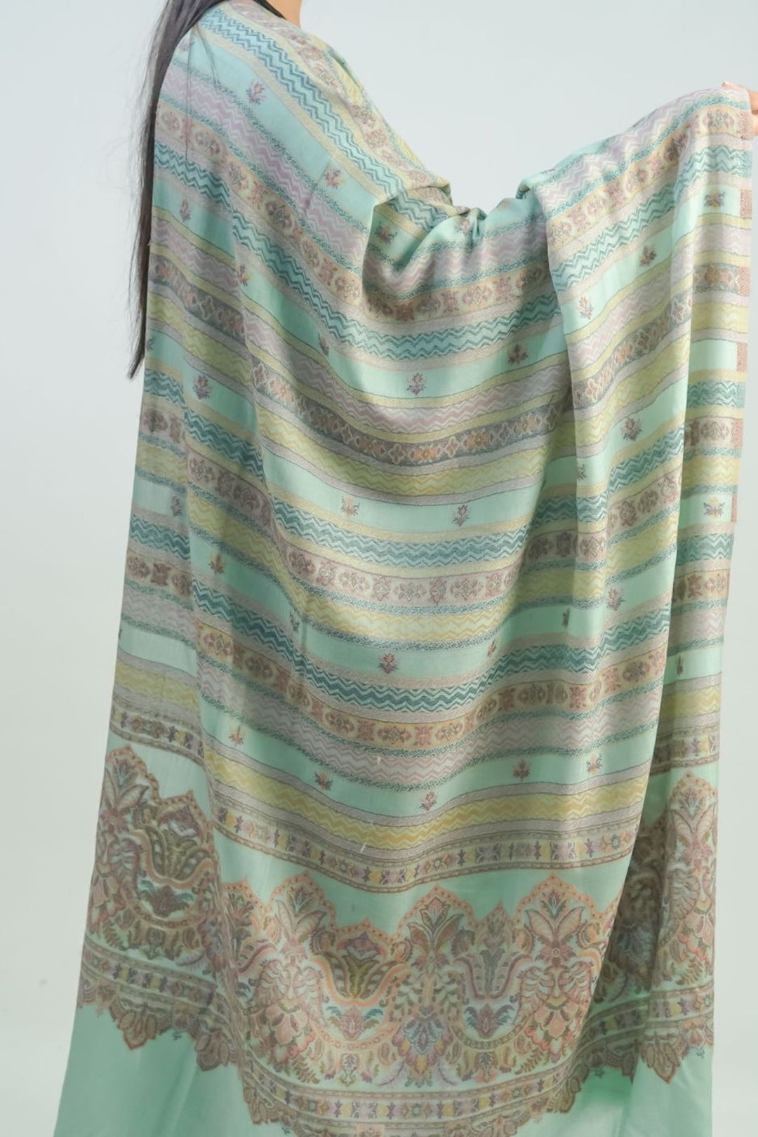 Woven Detailed Booti Women's Shawl