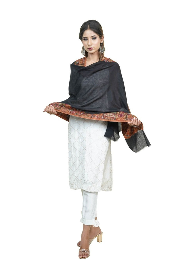 Kani Women's Stole With Border Design