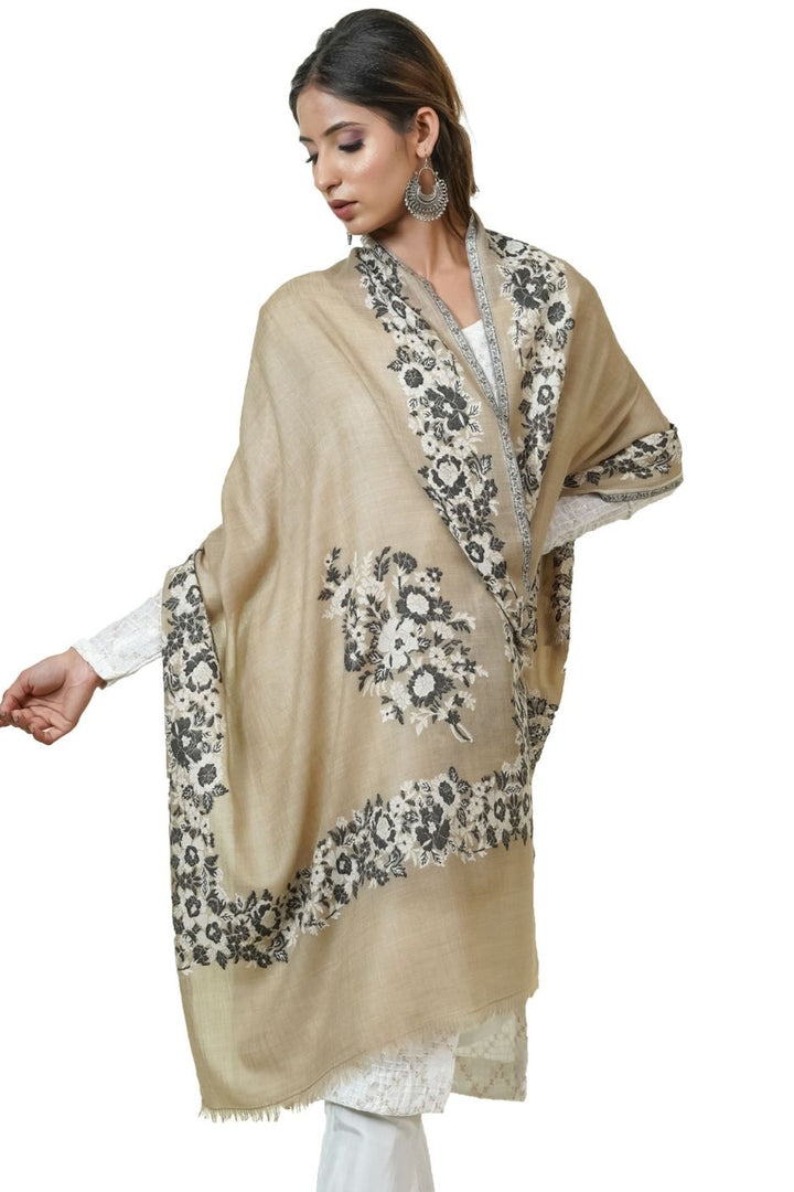 Kani Border Design Women's Stole