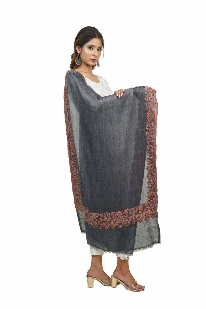 Kani Border Design Women's Stole