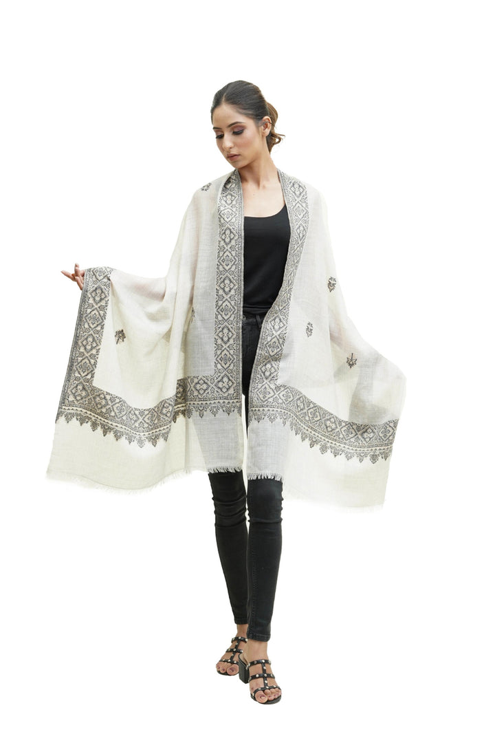 Kani Border And Booti Design Women's Stole