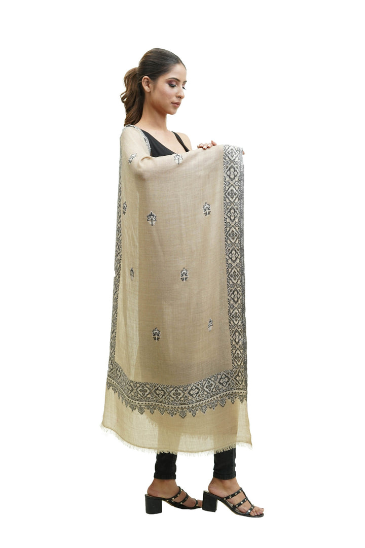 Kani Border And Booti Design Women's Stole