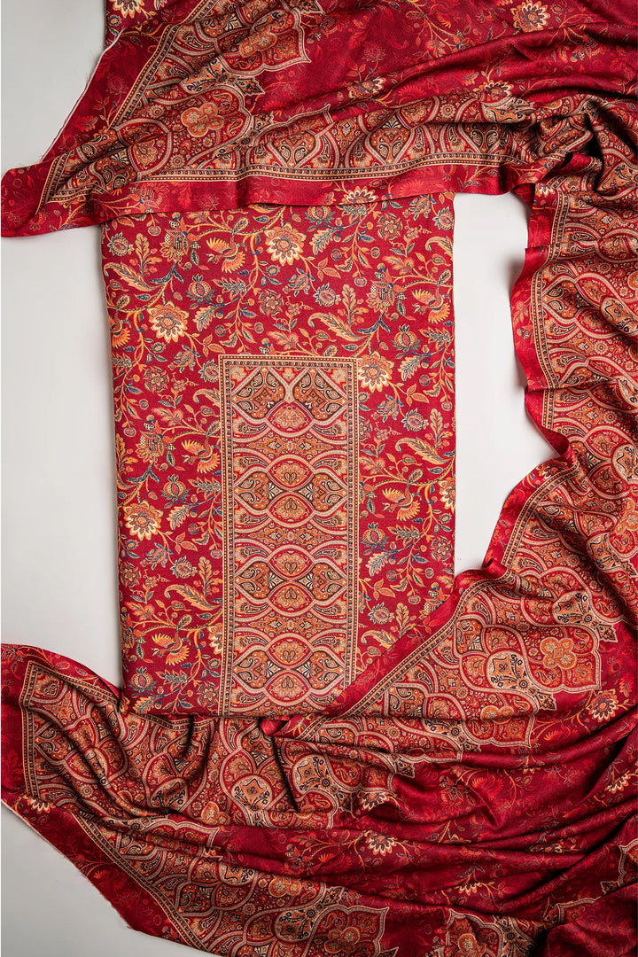 Traditional Pallu Unstitched Suit With Reversible Dupatta