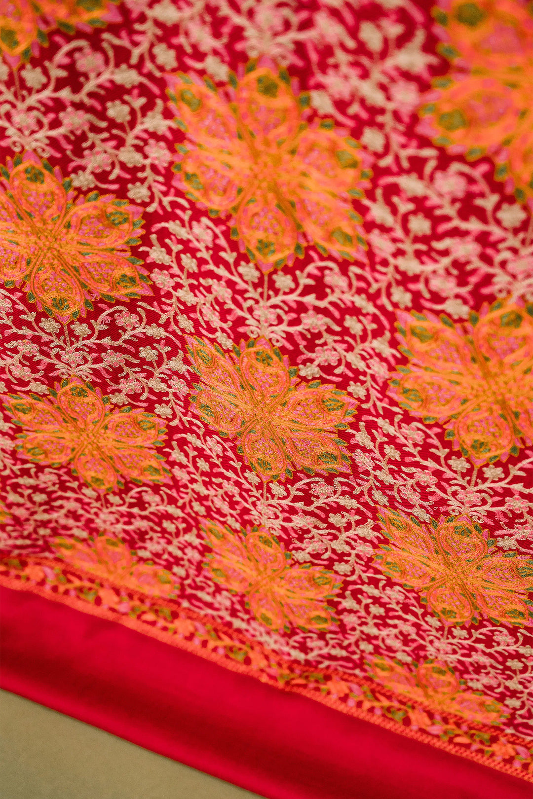 Twinkle Buti Embroidered Unstitched Suit