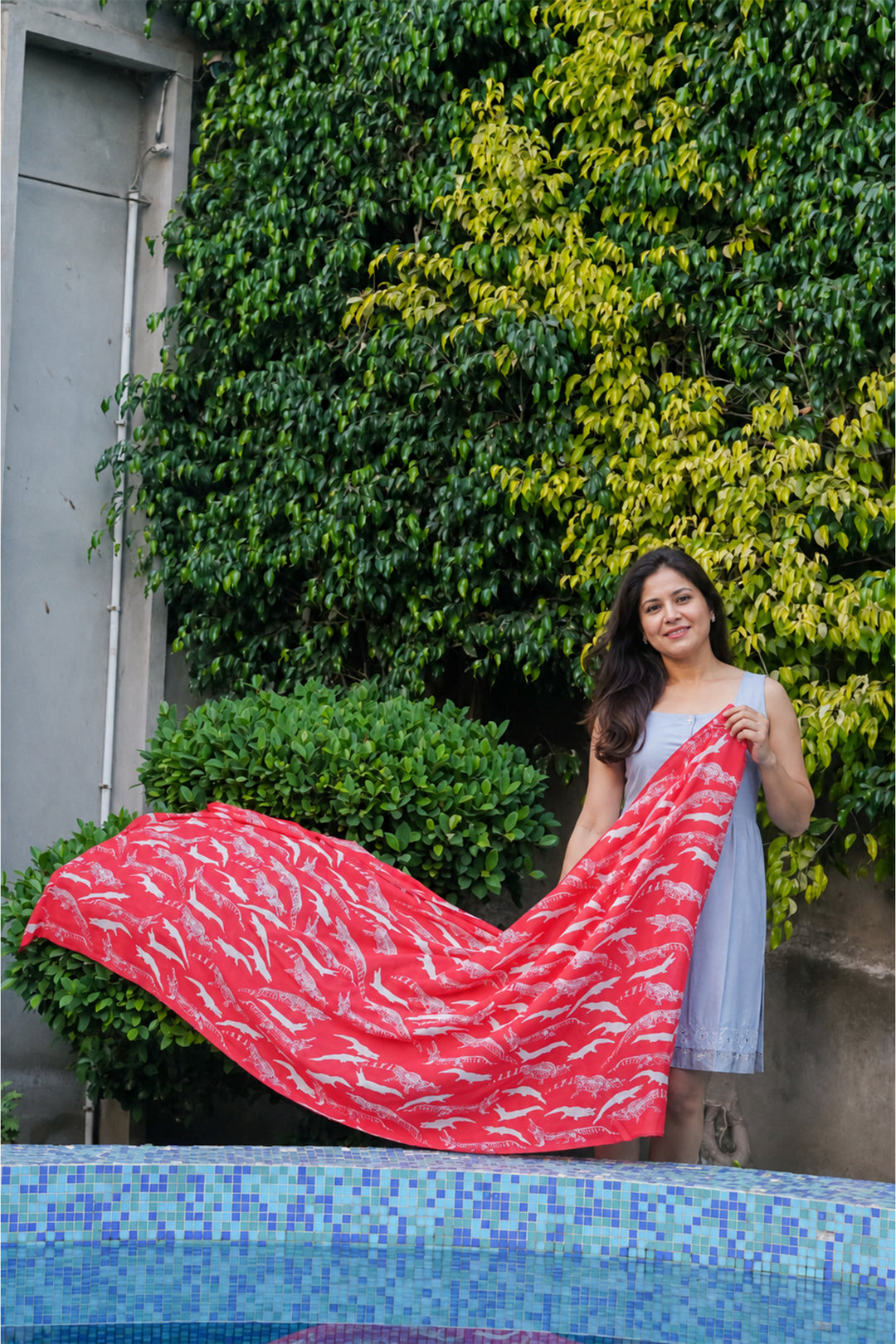 100% Cotton Alligator Print Stole