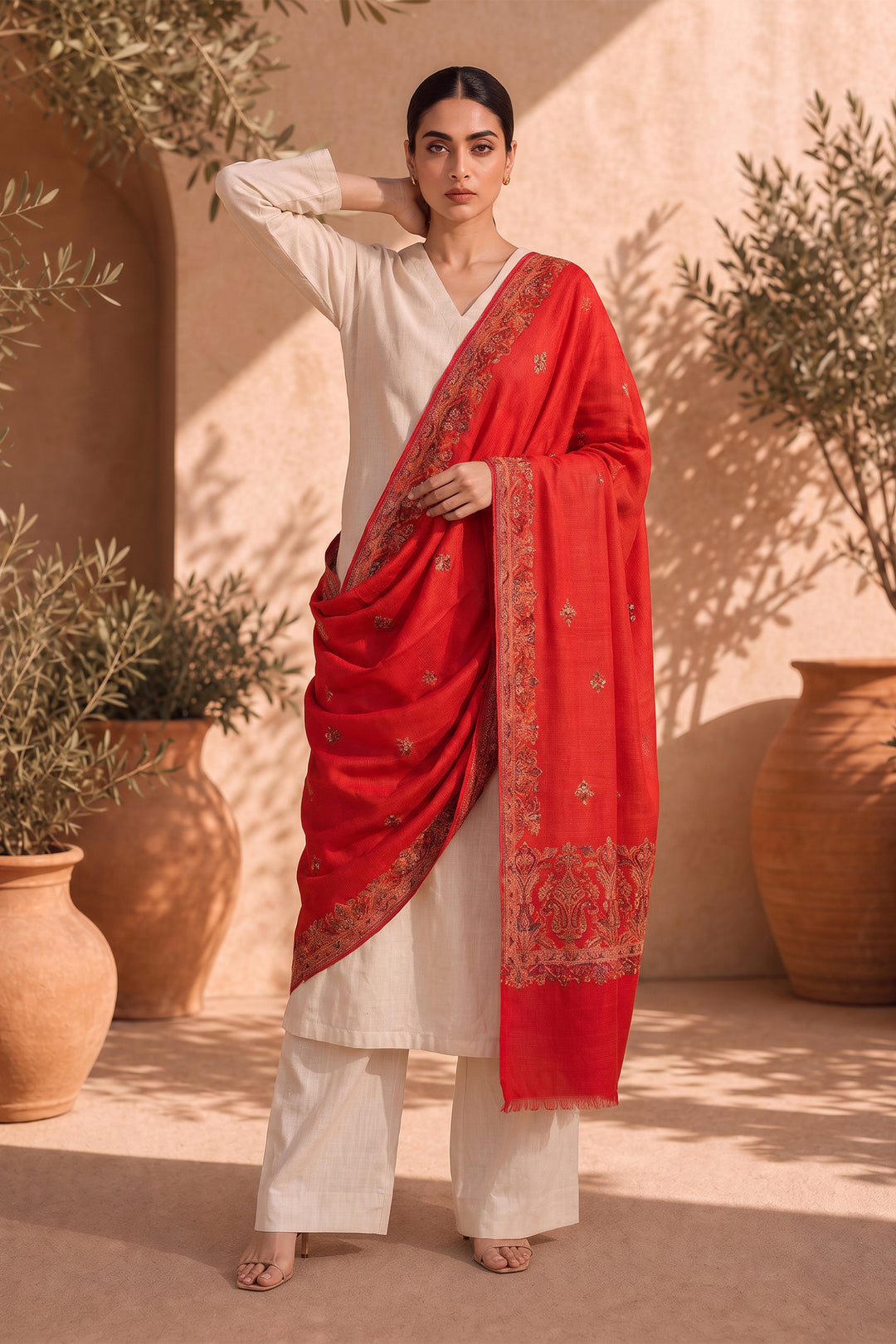 Kani Women's Shawl With Booti Design