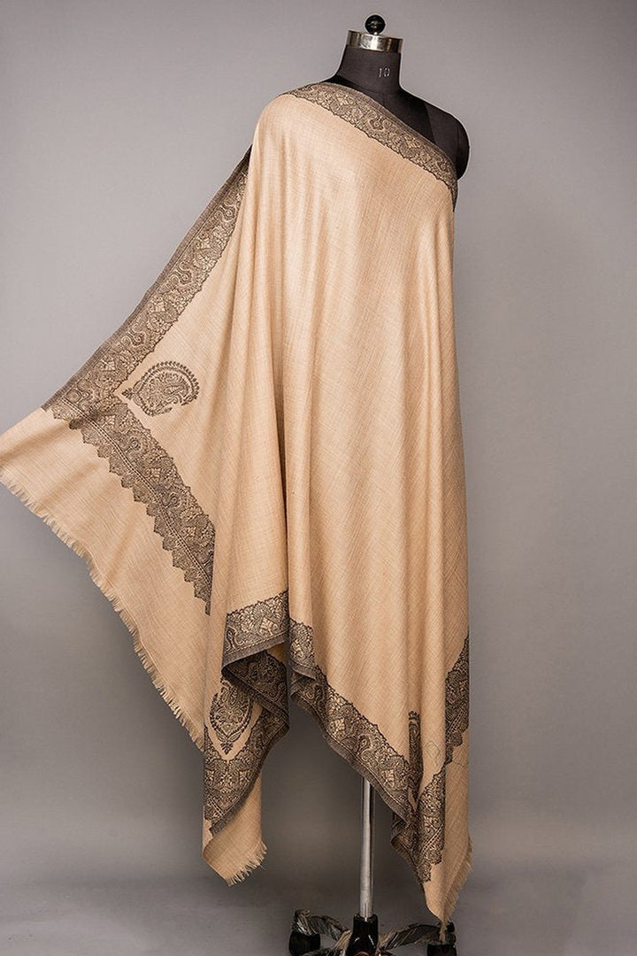 Kani Women's Shawl With Border Design
