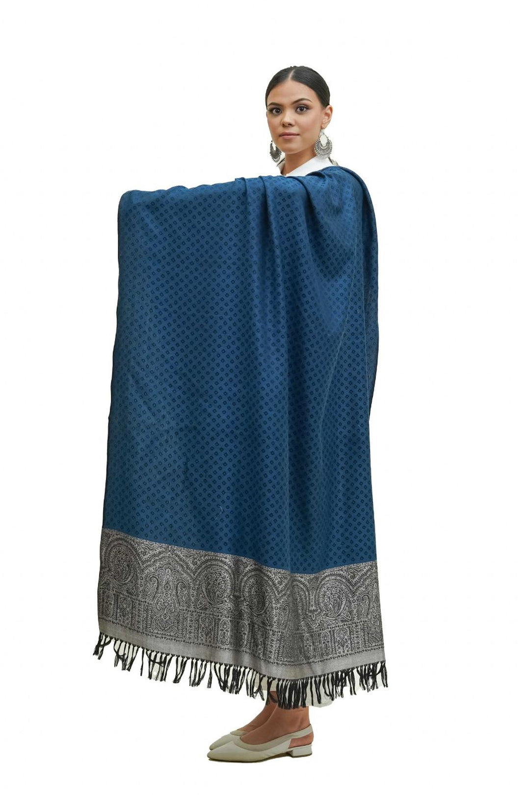 Silk Wool Jacquard Shawl With Elegant Palla