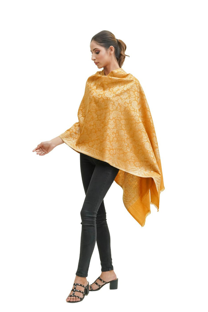 Kani Women's Stole With Zari