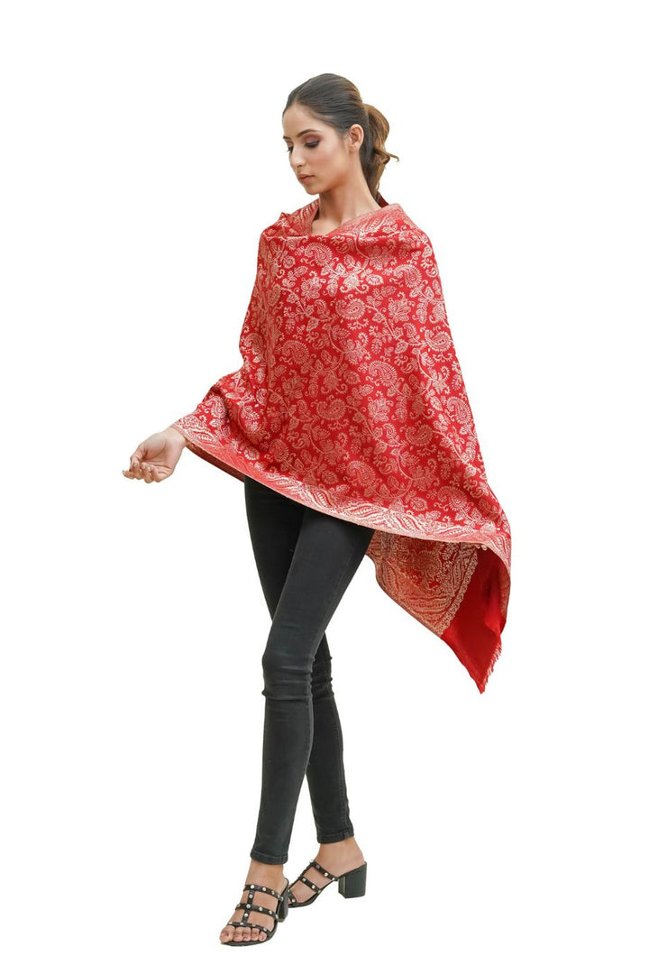 Kani Women's Stole With Zari