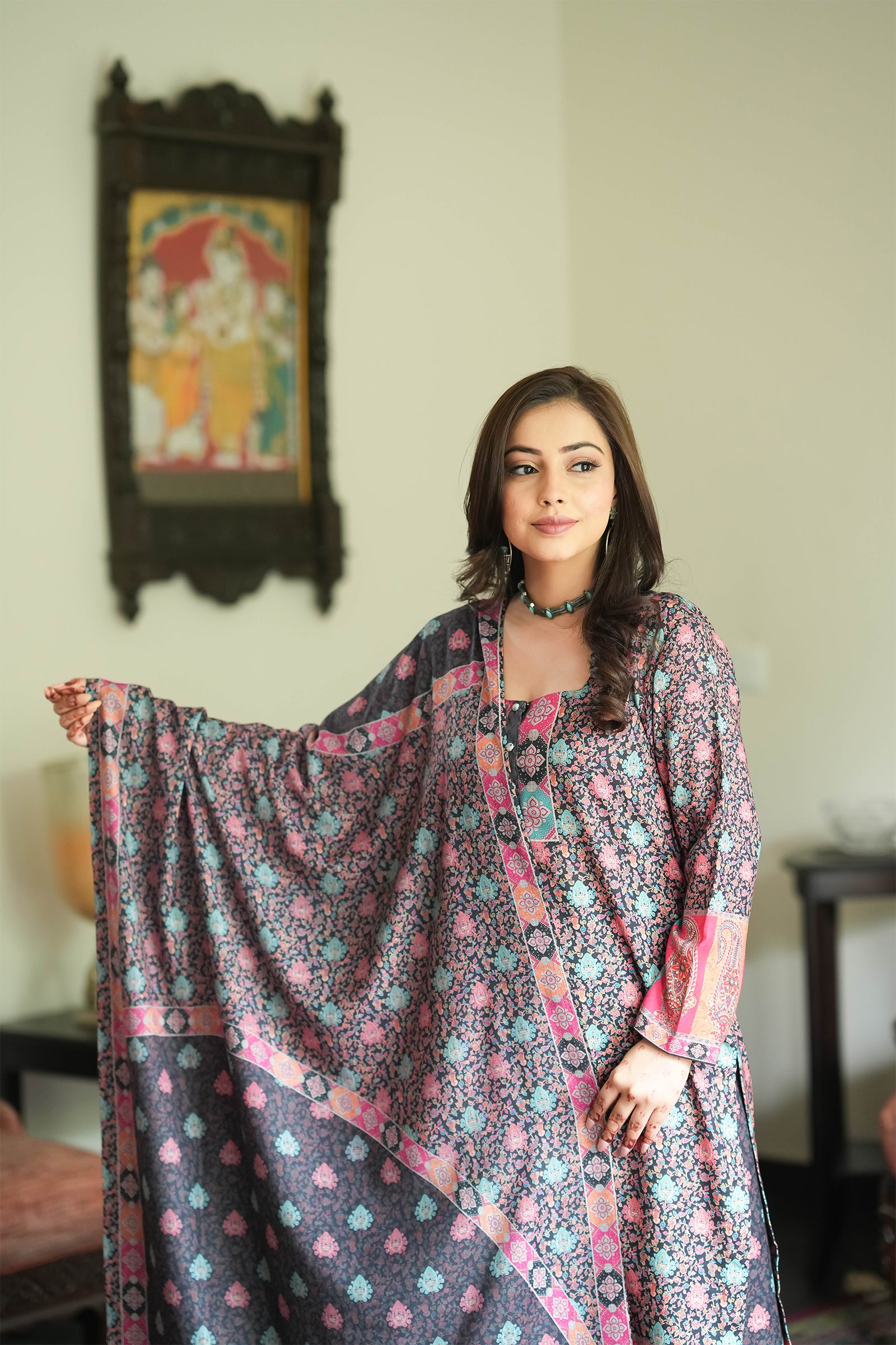 All Over Butti Style Unstitched Suit With Reversible Dupatta